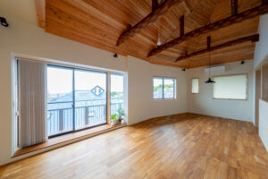 鉄筋コンクリート＋木造混構造住宅改修　フルリフォーム